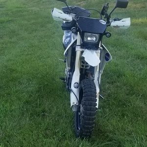 Meet your Posher, Charles